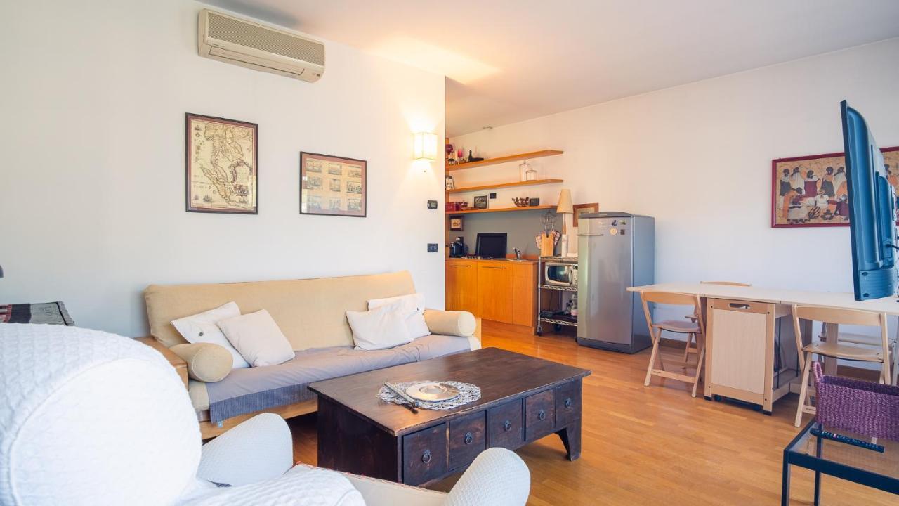 The Zodiac Apartment - Italian Homing Sirmione Dış mekan fotoğraf