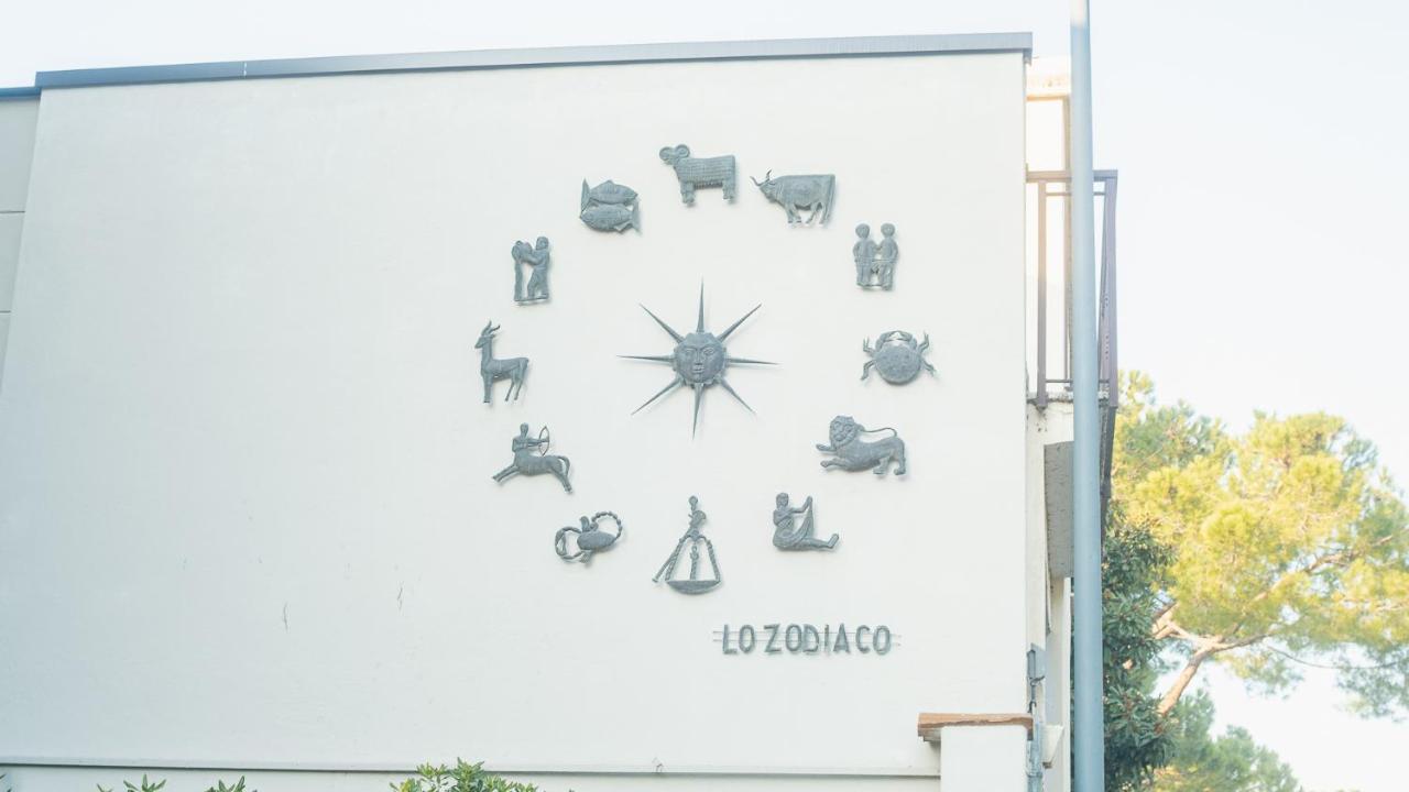 The Zodiac Apartment - Italian Homing Sirmione Dış mekan fotoğraf
